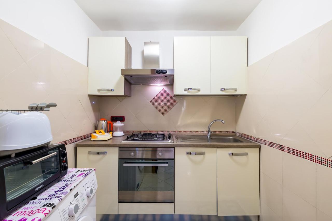 Appartement Qs1 - Indipendent Flat In Center à Naples Extérieur photo
