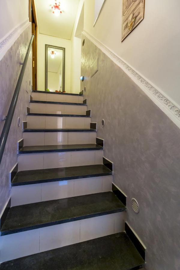 Appartement Qs1 - Indipendent Flat In Center à Naples Extérieur photo